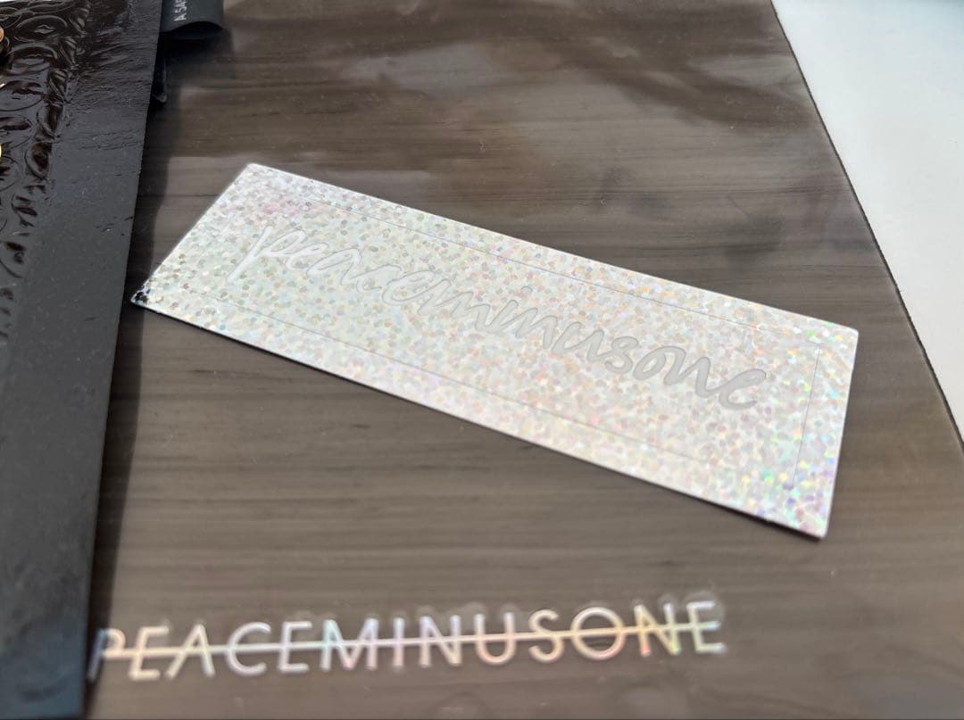 ぽ*む様 peaceminusone クリップ/ステッカー1枚