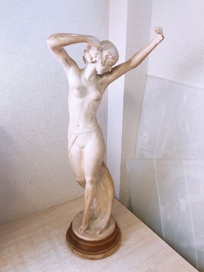 u*7様 ジュゼッペ・ベッシ Prof・g・Bessi 彫像 置物 女性像 美術