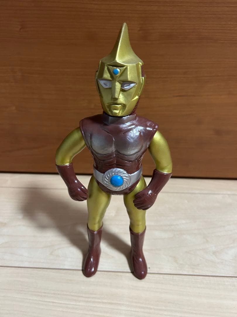 メディコムトイ　マスダヤ　復刻　スペクトルマン　 ソフビ