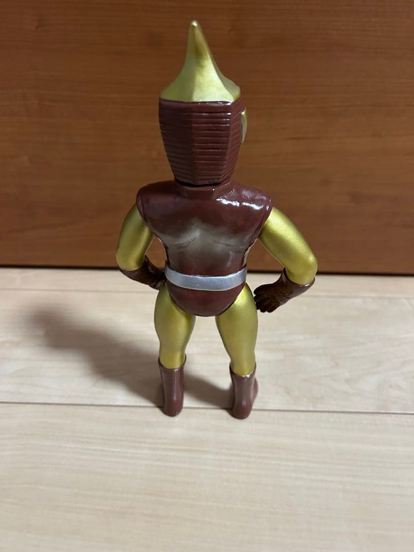 メディコムトイ　マスダヤ　復刻　スペクトルマン　 ソフビ