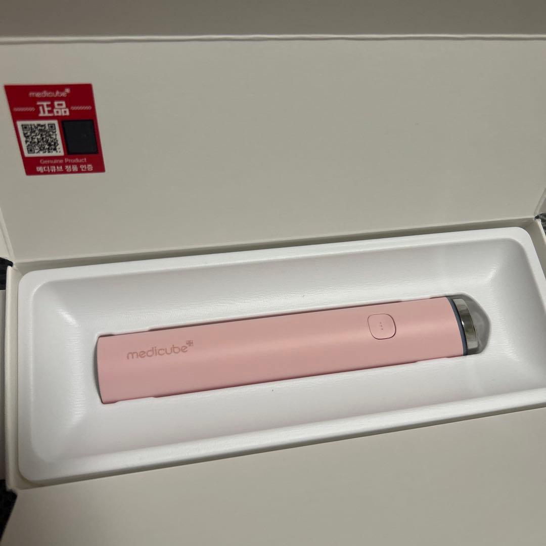 メディキューブ　AGE-R BOOSTER PRO MINI ピンク