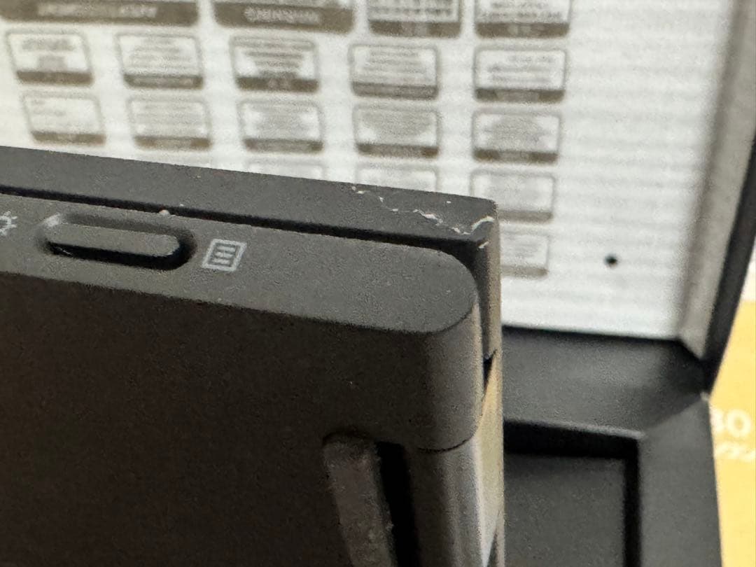 レノボ　Thinkvision M14d