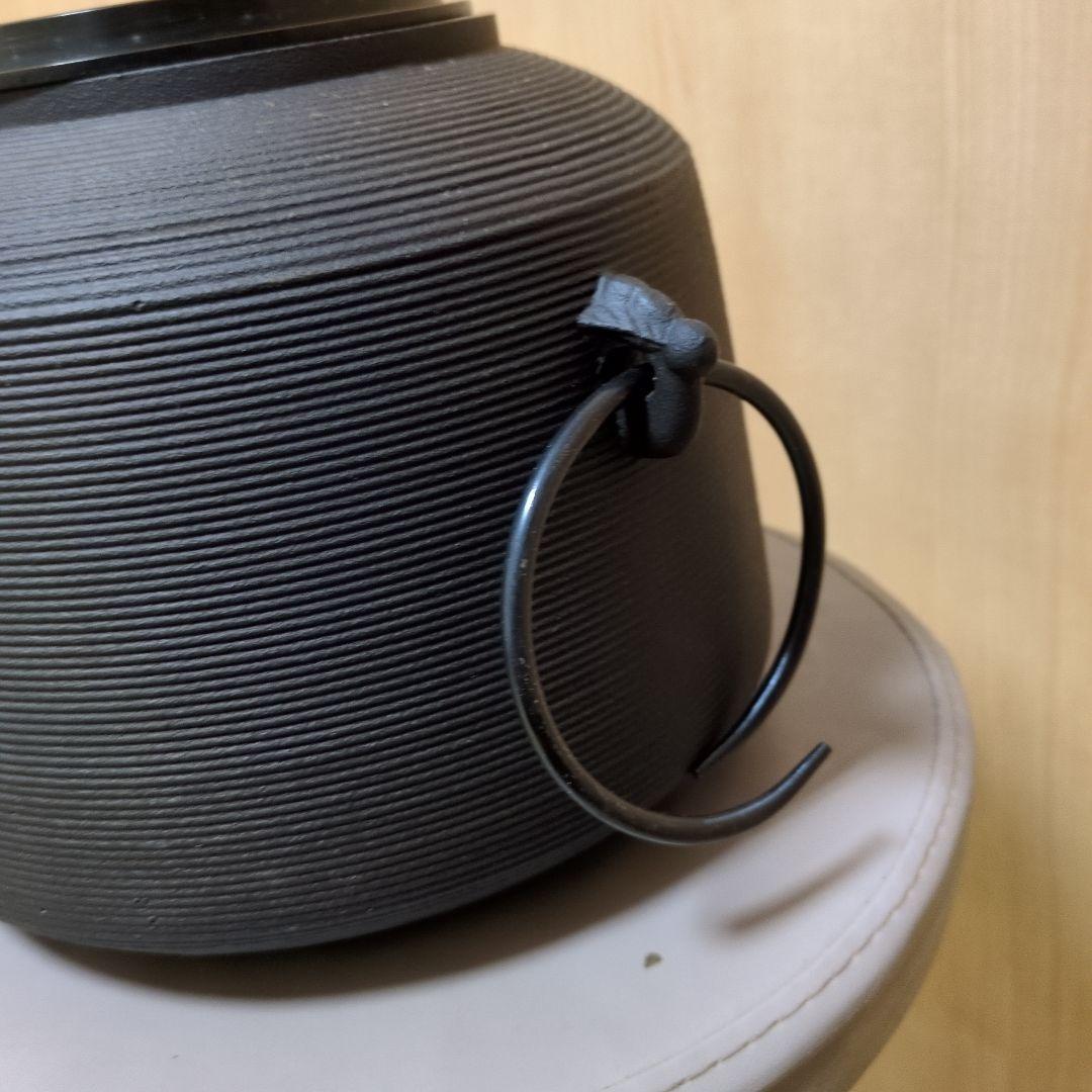 茶道具　特製 志きの釜 本漆仕上 糸目尻張釜