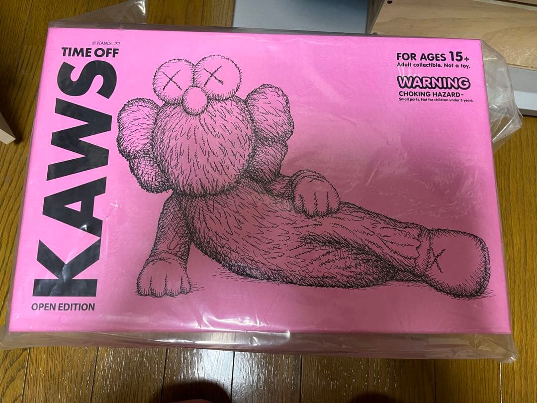 特撮 KAWS time off PINK MEDICOMTOY