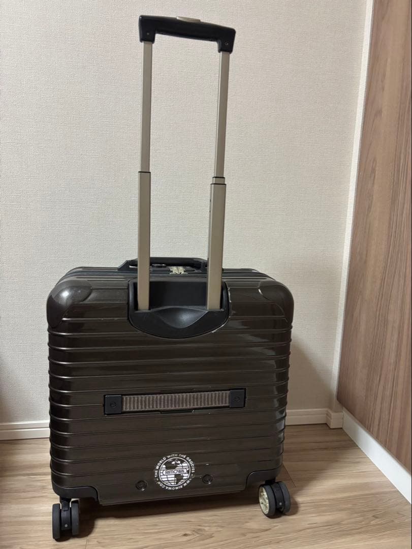 RIMOWA サルサデラックス　25ℓ 希少　ロゴマーク付き＾＾　4輪