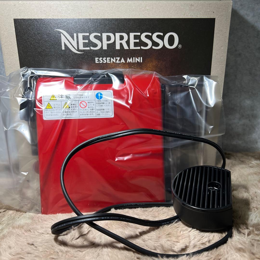 ネスプレッソ カプセル式コーヒーメーカー エッセンサ ミニ ルビーレッド