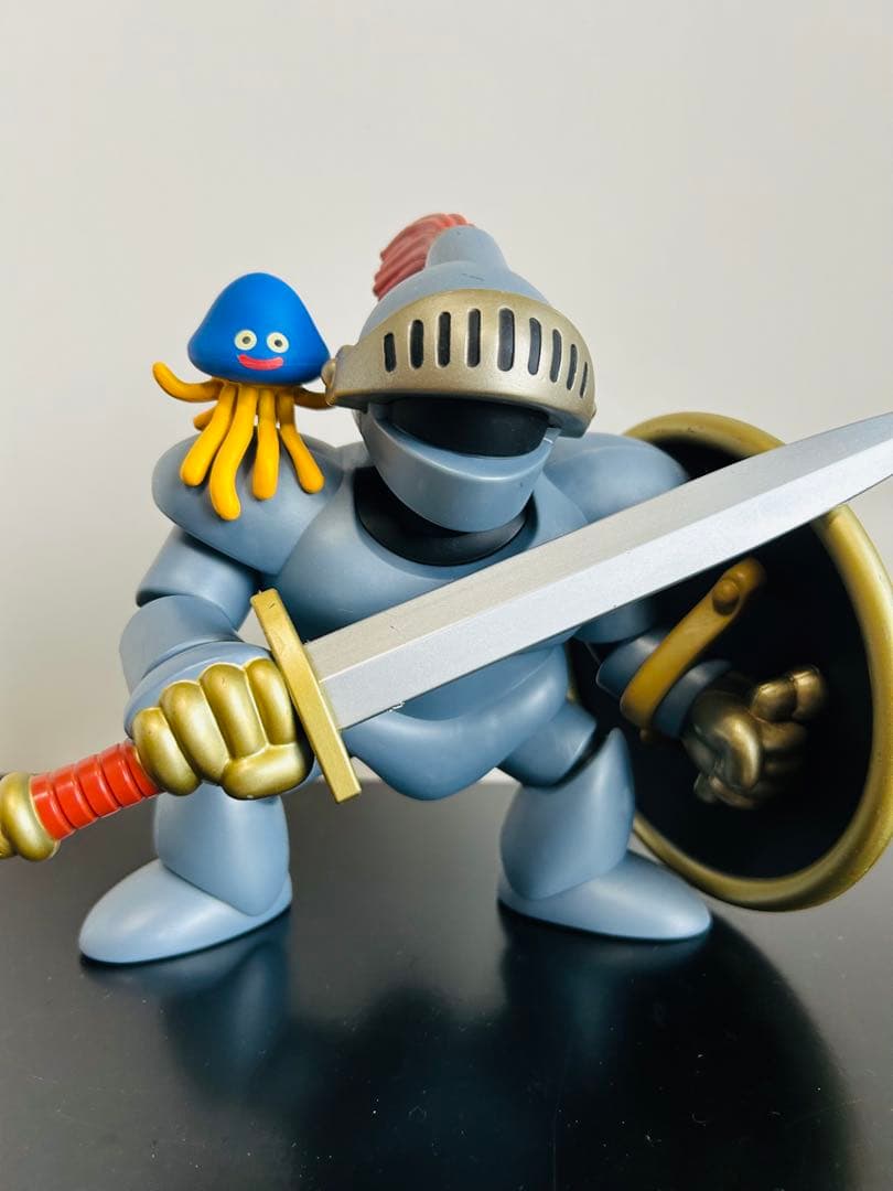 ドラゴンクエスト　フィギュア　さまよう鎧　ホイミスライム　セットフィギュア