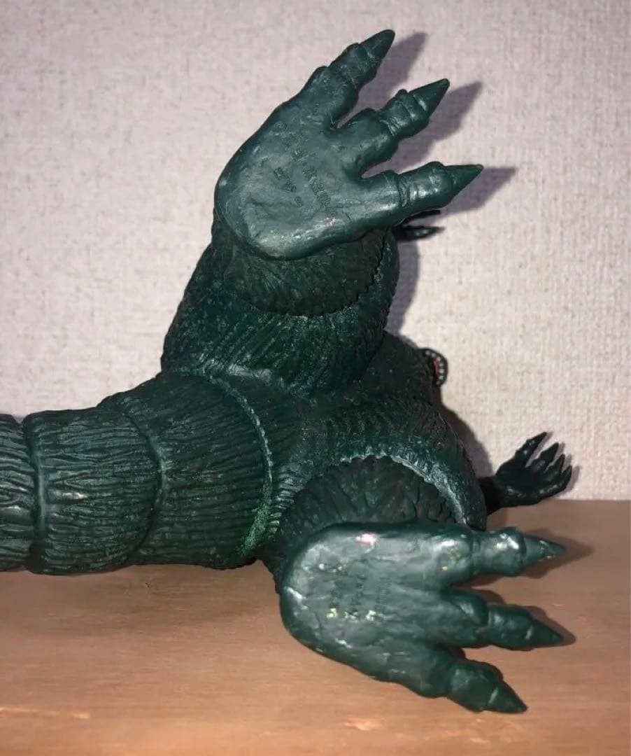 キンゴジフィギュア 3体セット★バンダイJAPAN ゴジラforever