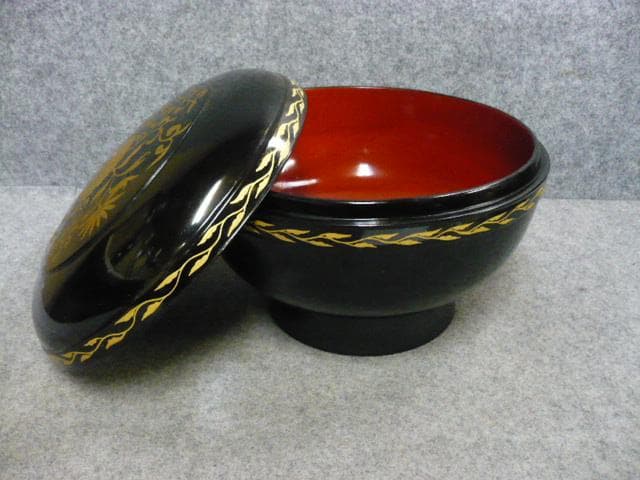 黒塗 蒔絵 菊唐草図 飯櫃 [B31520]