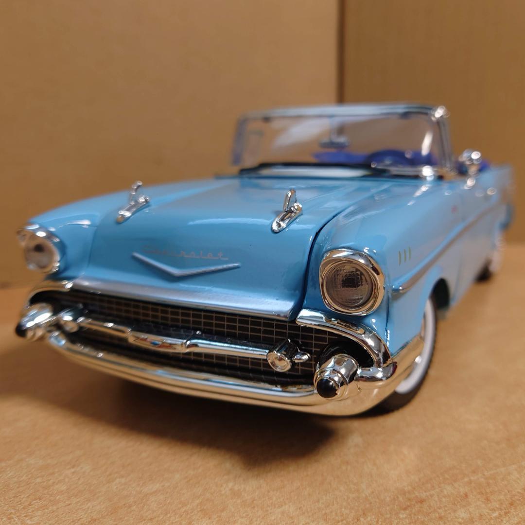 1/18 シボレーベルエアコンバーチブル レッド 1957 Chevy MM製