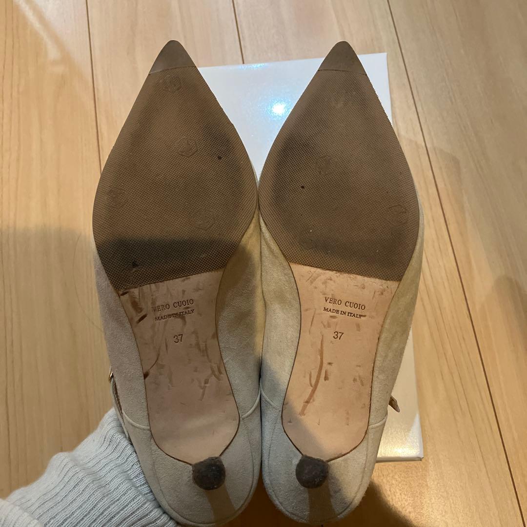 ノーブル　BRENTELLA プチストラップヒール　ベージュ　スウェード　37