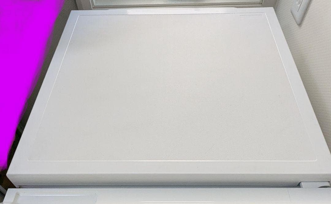 三菱電機【冷凍庫】 MF-U12T-W