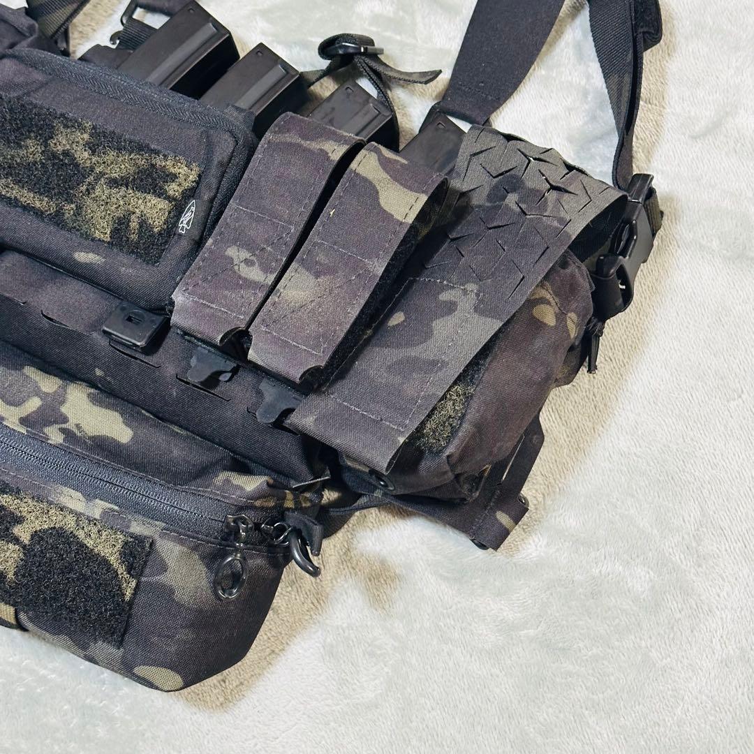 フェロコンセプツその他 SMGチェストリグセットアップ MCBK