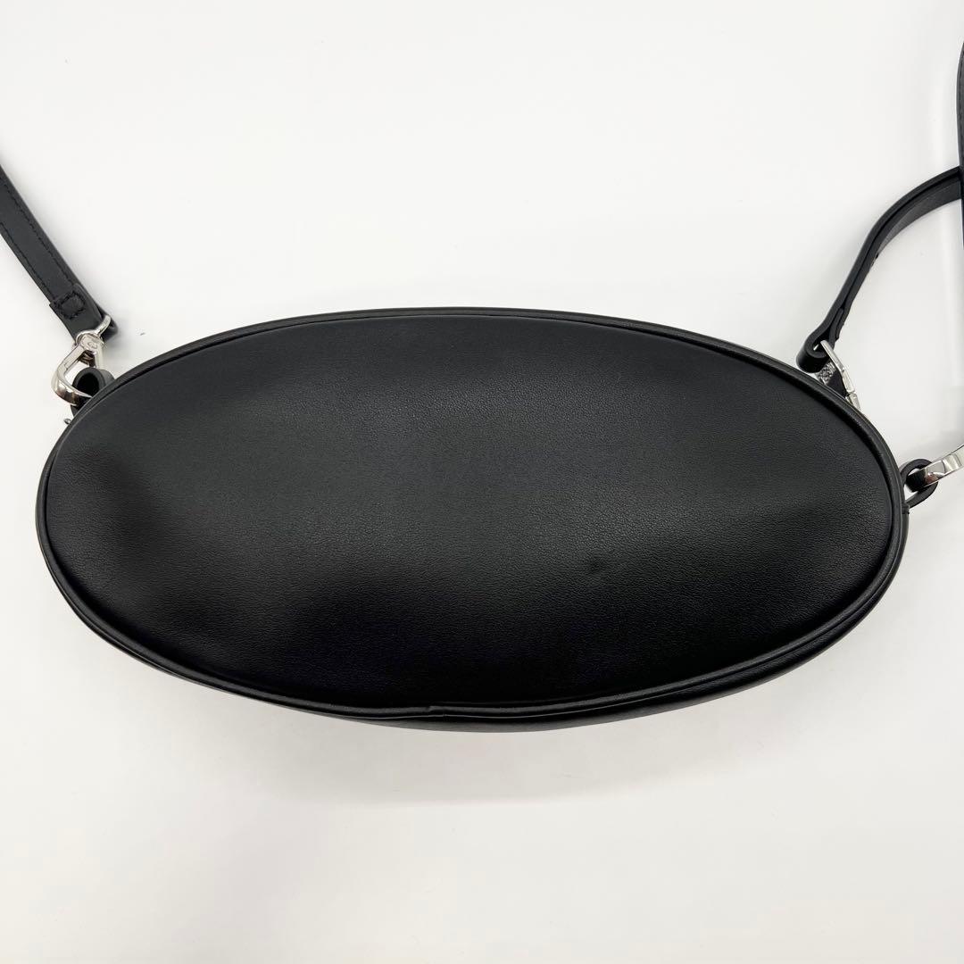 極美品✨DIESEL　ショルダーバッグ　HOLI-D　レザー　ブラック　正規品