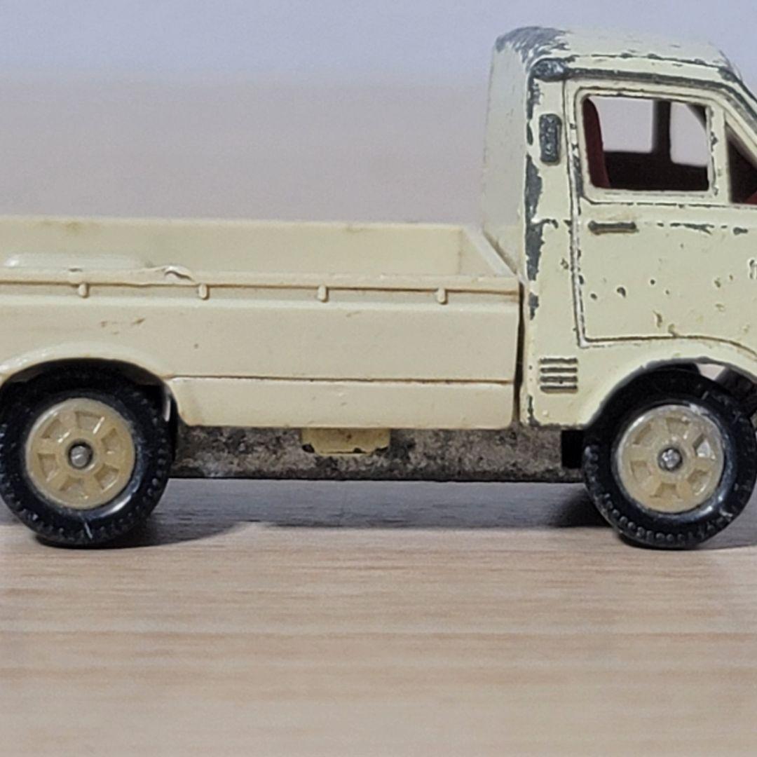 黒箱トミカ トヨタ ハイエース トラック 1Eホイール 日本製 ジャンク品