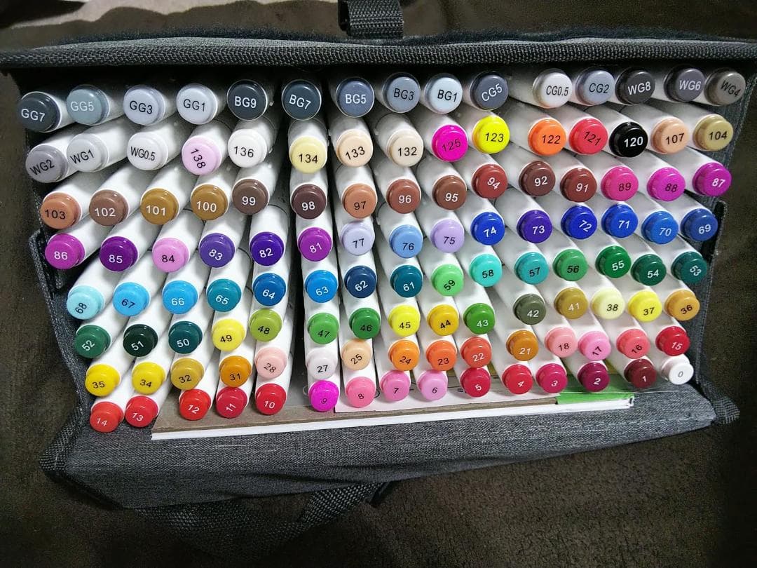 120本119色 マーカーペン やわらかい筆 コミック用 画材 筆タイプ☆★☆彡