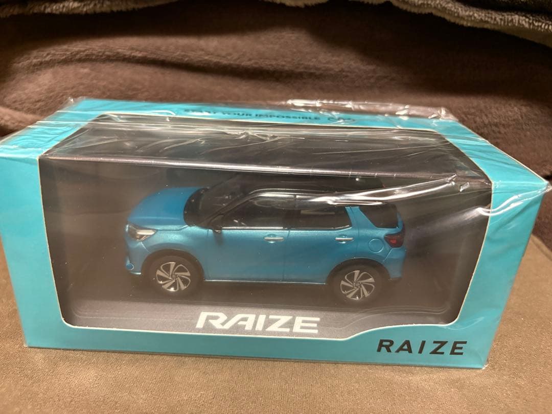 トヨタ RAIZE (ライズ )ミニカー 非売品