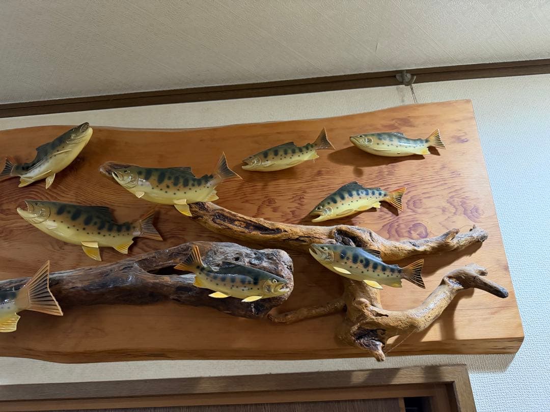 木製魚の彫刻 壁掛け装飾