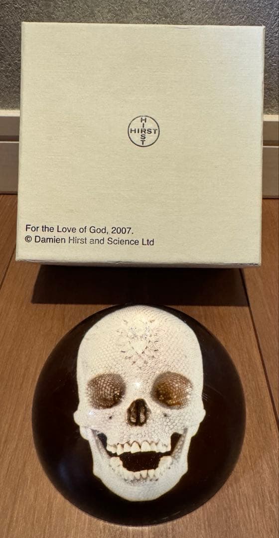 Damien Hirst ダミアンハースト　ペーパーウェイト
