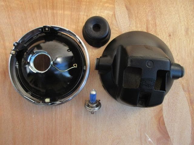 送料込み！Kawasaki ゼファー400 純正ヘッドライト一式良品