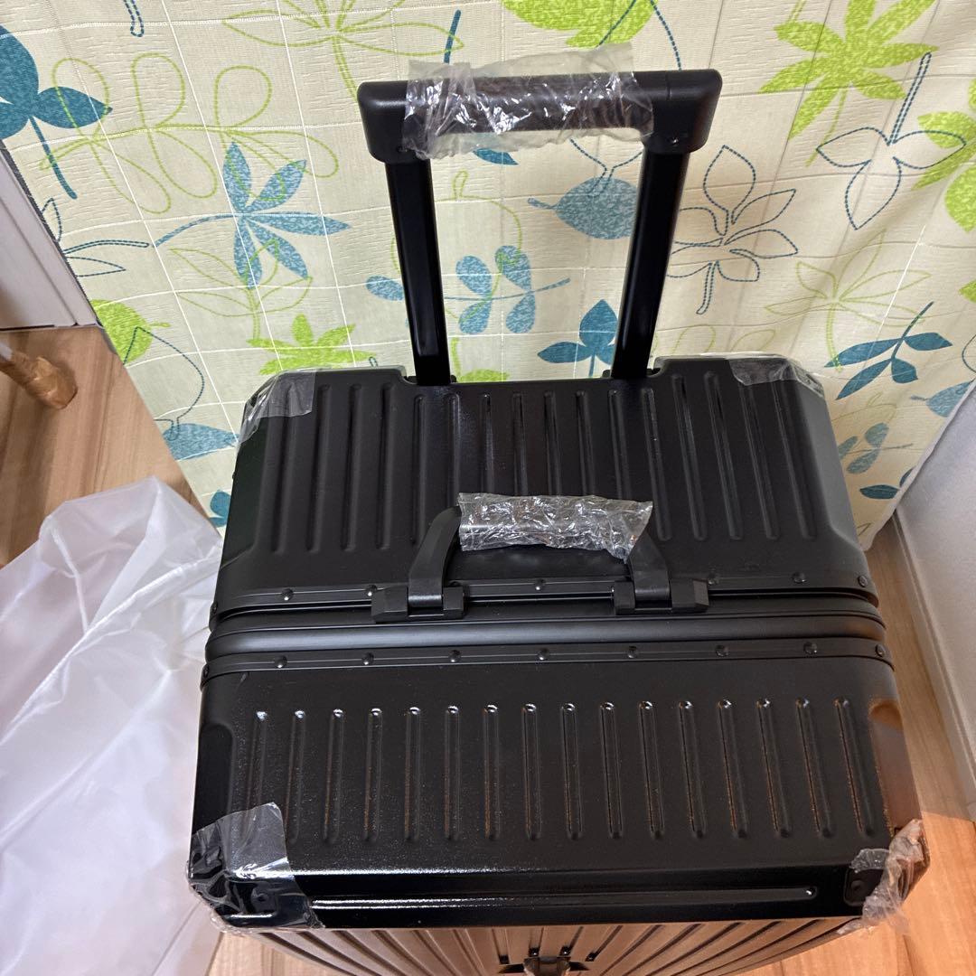 【未使用品】アルミフレームスーツケース　サイズXL