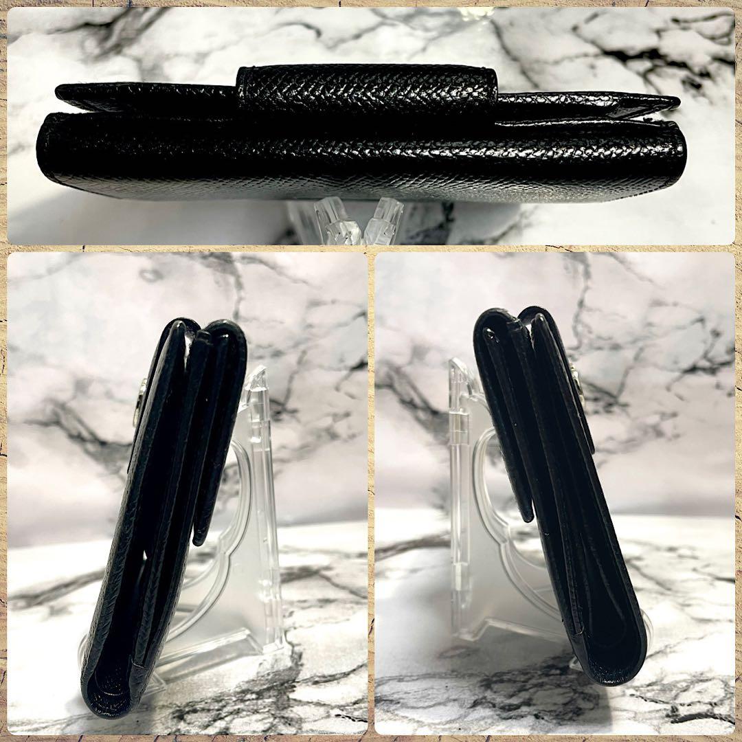 美品❗️ブルガリ　Wホック　二つ折り財布　レザー　コンパクト　ロゴ