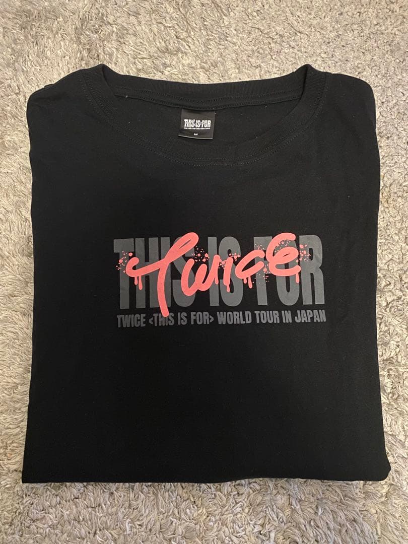TWICE/THIS IS FOR/モモ　Tシャツ