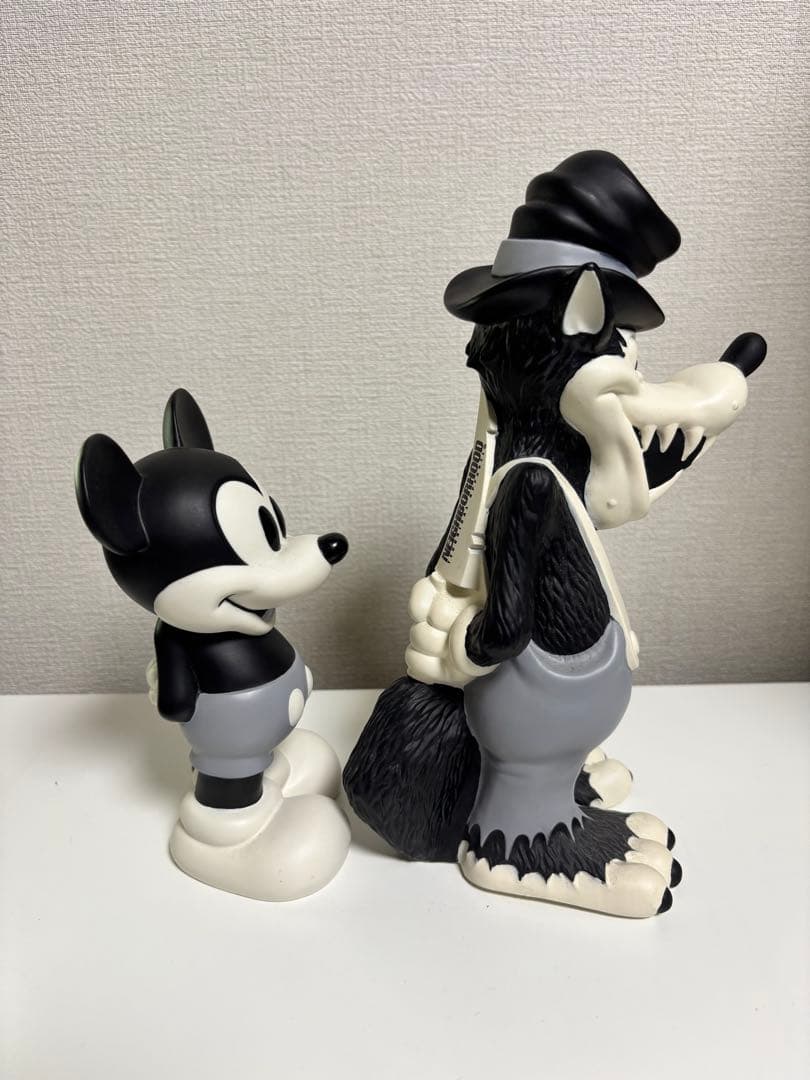 NEIGHBORHOOD ×Disney コラボ 白黒フィギュアセット希少