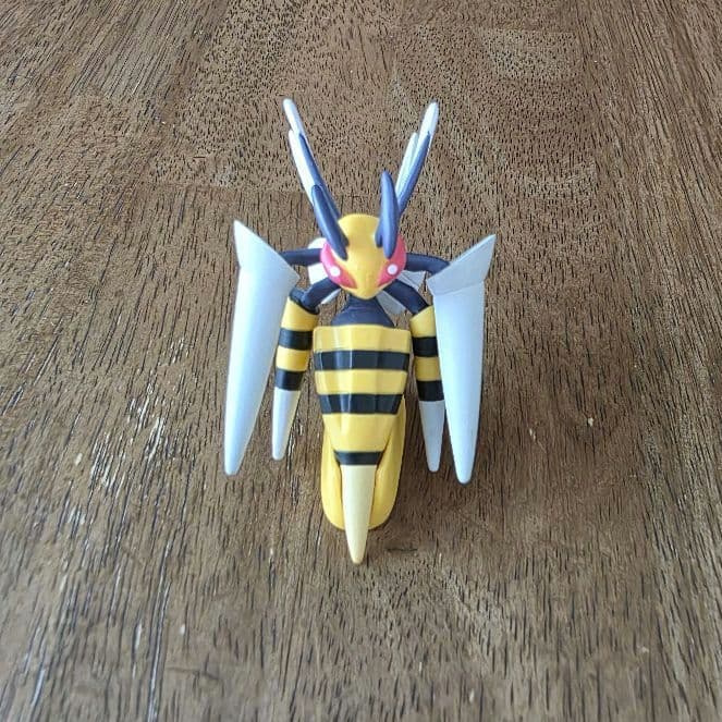 モンコレ　メガスピアー　台座あり