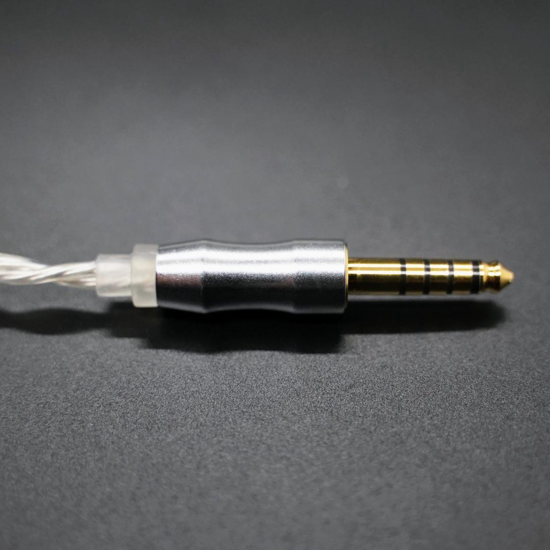 特別価格専用出品 7N超冷凍製単結晶銅銀メッキリケーブル IE900/4.4mm