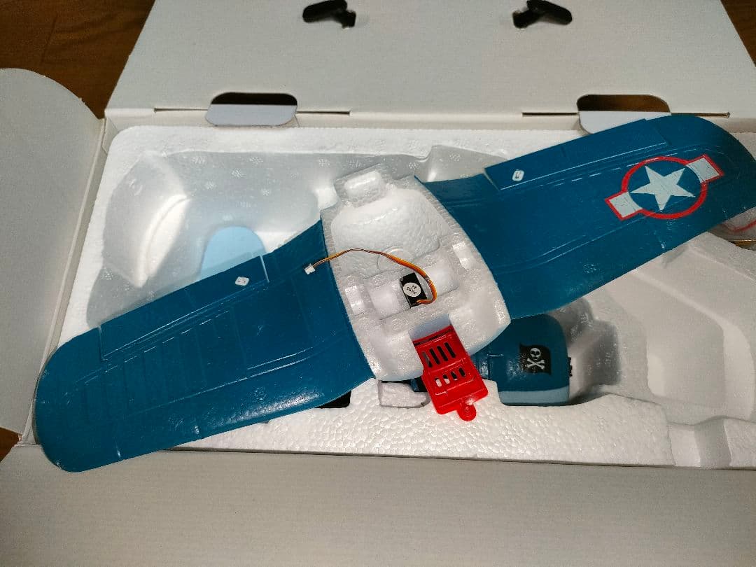 XK A500 QF4U コルセア　ラジコン飛行機