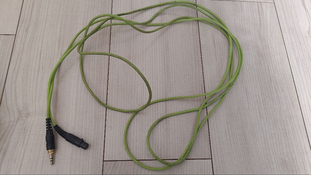 AKG Q701 ホワイト