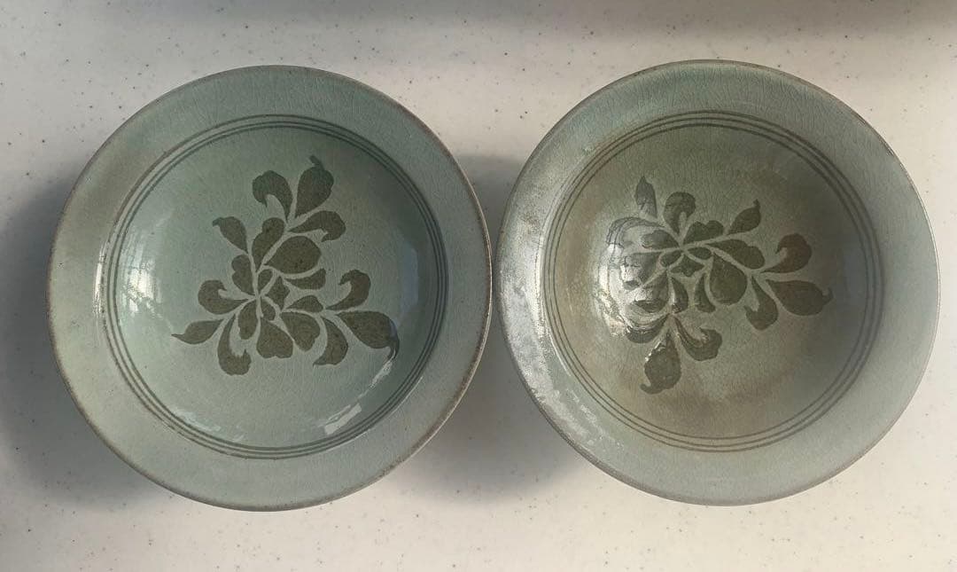 小田志焼　規窯　井上規　造　掻落台付皿　2個　共箱