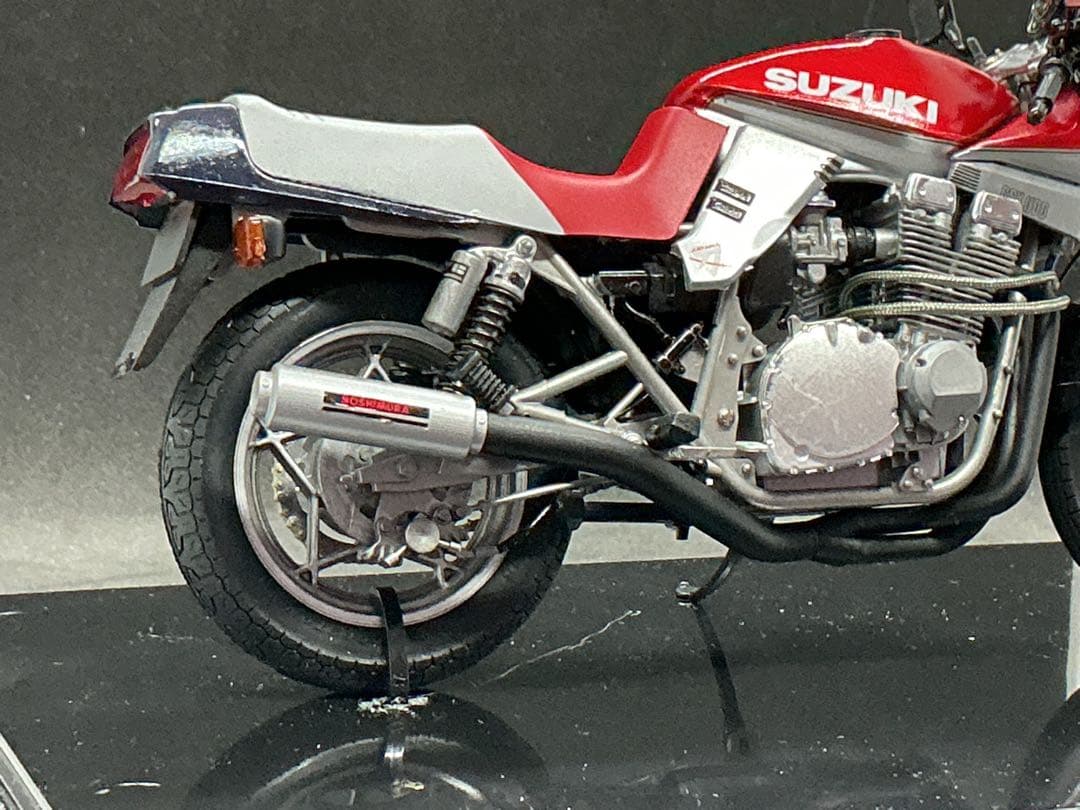 ⑨ スズキGSX1100Sカタナ　ヨシムラマフラー　プラモデル完成品