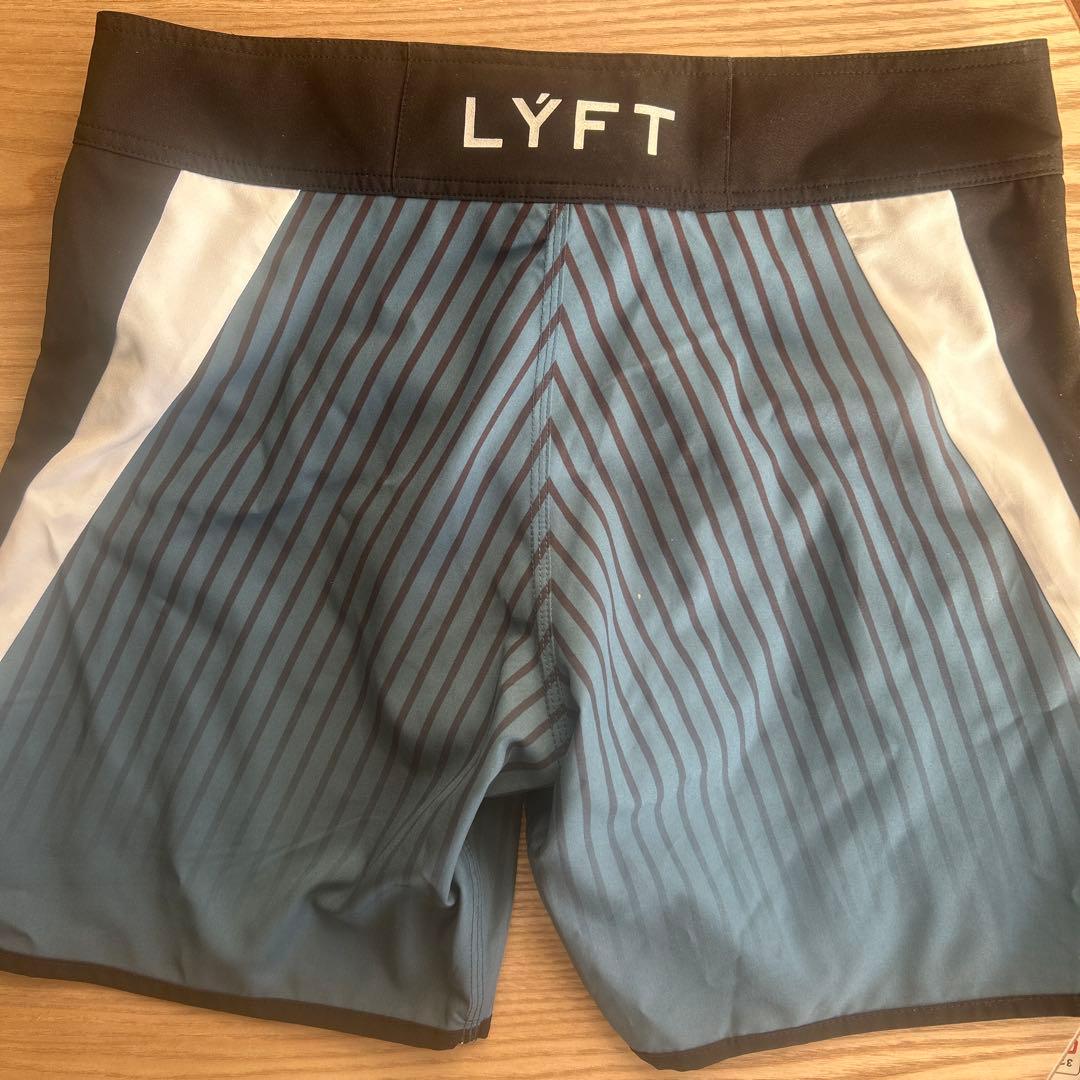 LYFT (リフト)サーフパンツ　カネキンモデル　ステージショーツ