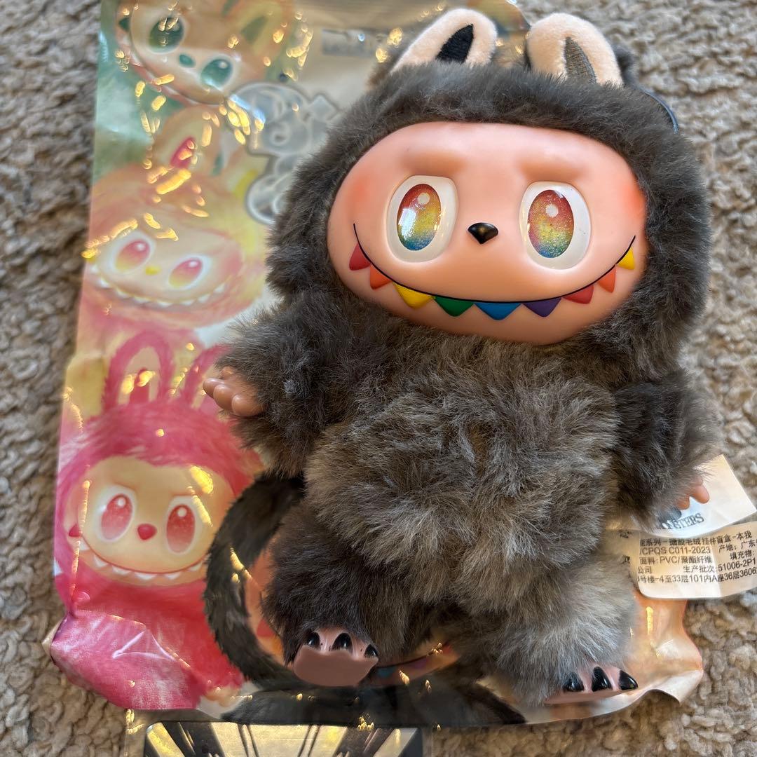 POP MART Simmy Bear ぬいぐるみ　ラブブ