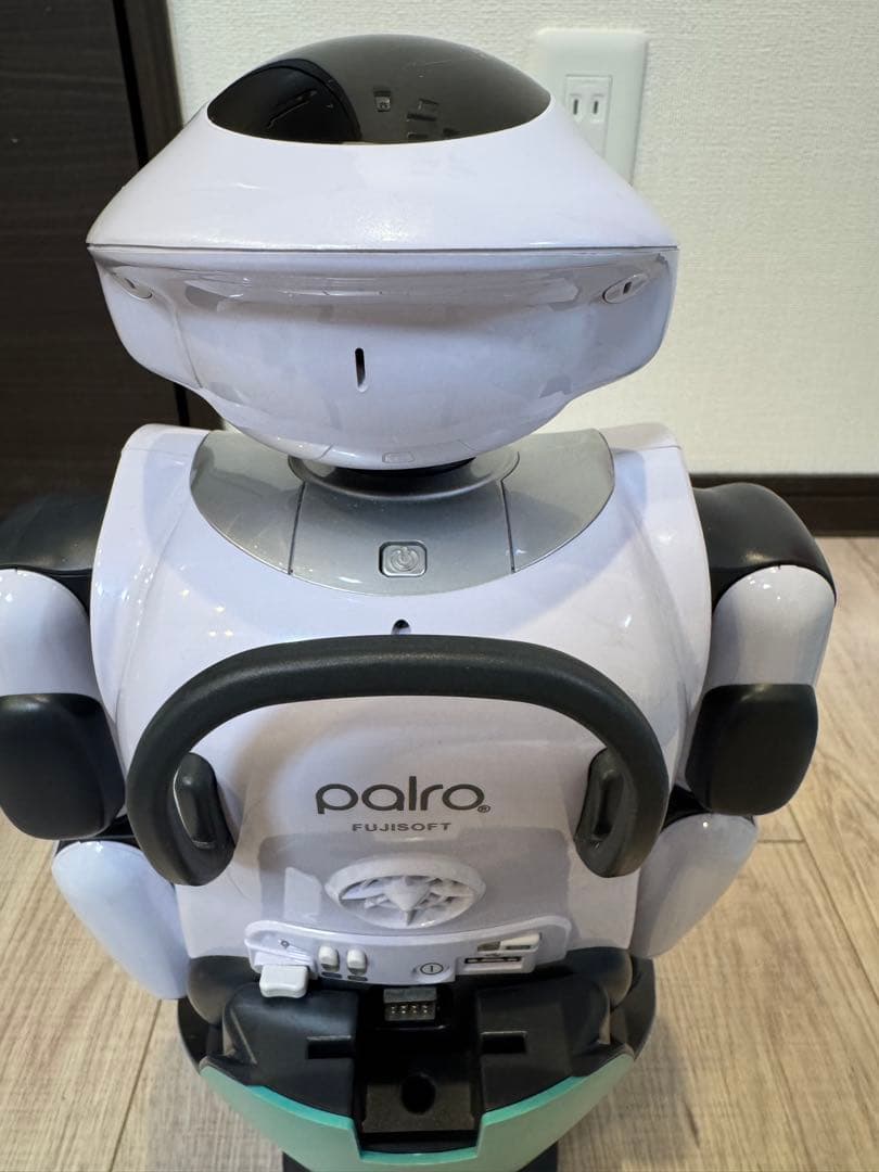 【美品】FUJISOFT palro コミュニケーションロボット