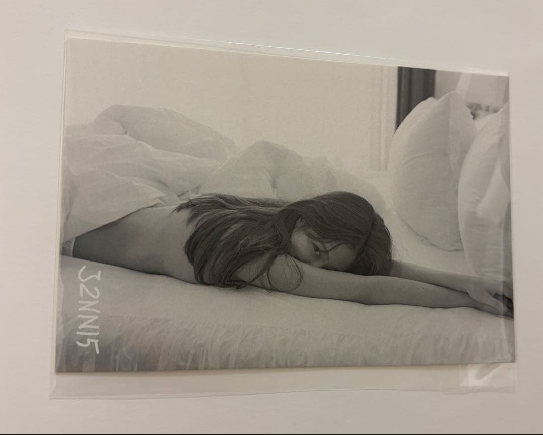 J2NNI5 ジェニ Photo Keychain & Postcard