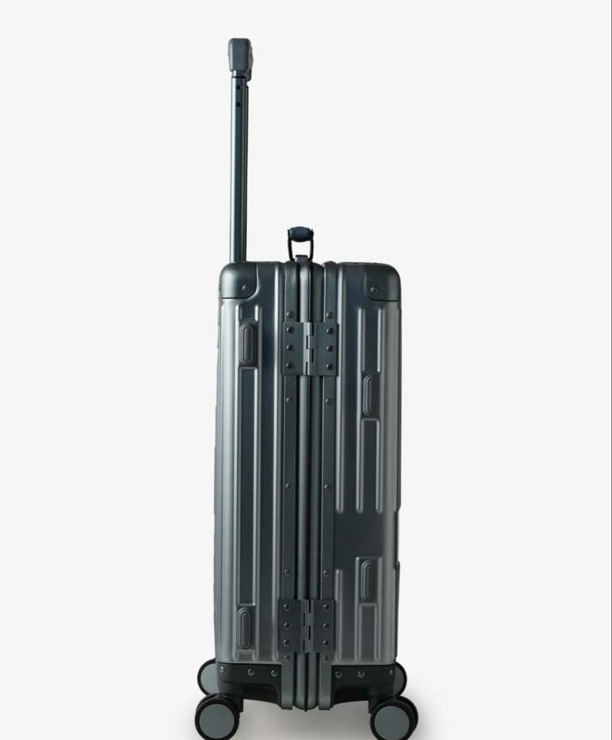 【新品未使用】イノベーター アルミスーツケース 2025年モデル グレー 36L