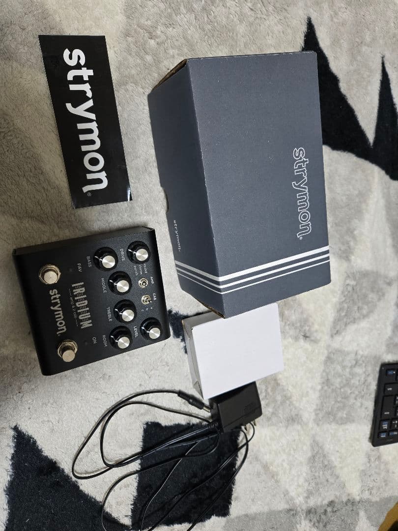 strymon IRIDIUM エフェクトペダル