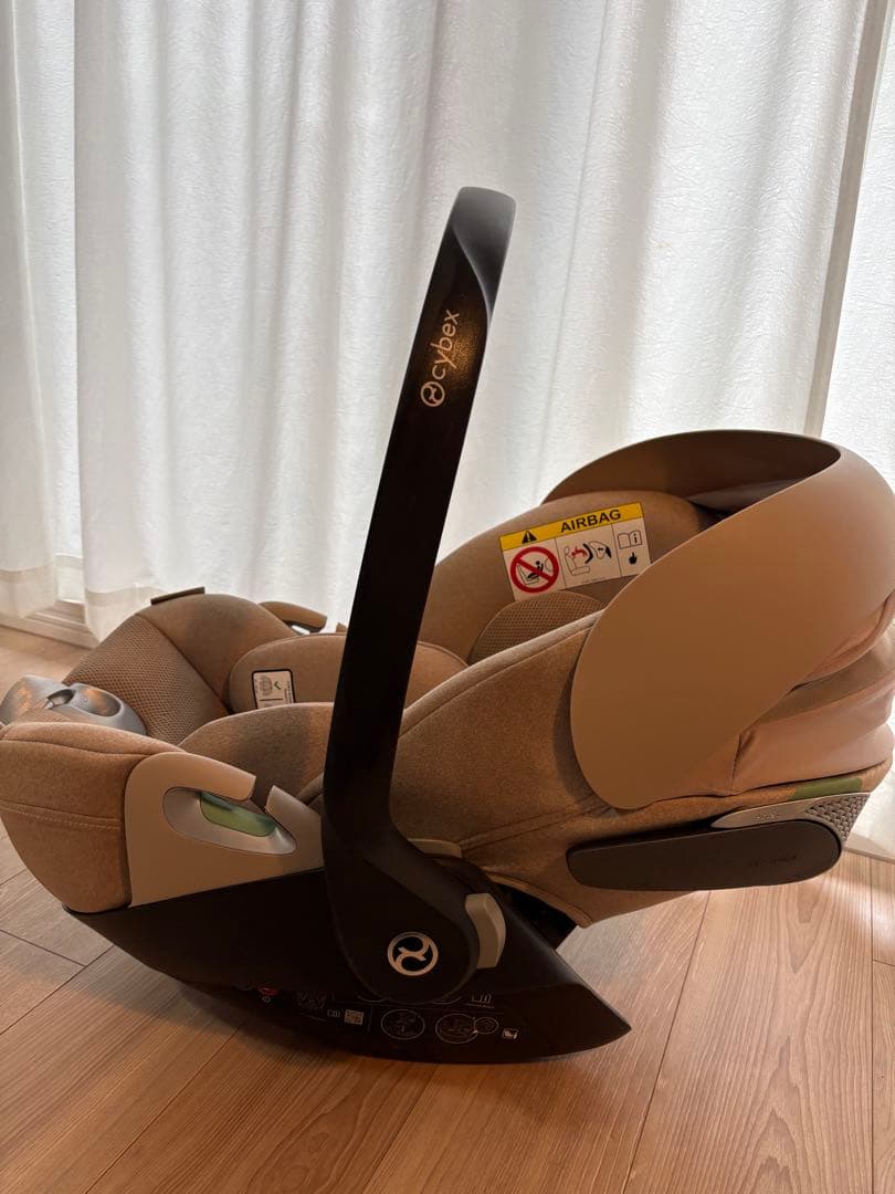 cybex クラウド T-iSize コージーベージュ　アダプター付き