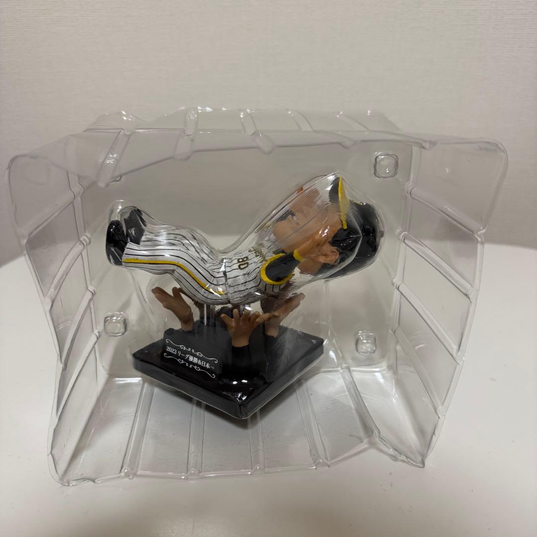 阪神タイガース 岡田監督 ボブルヘッド