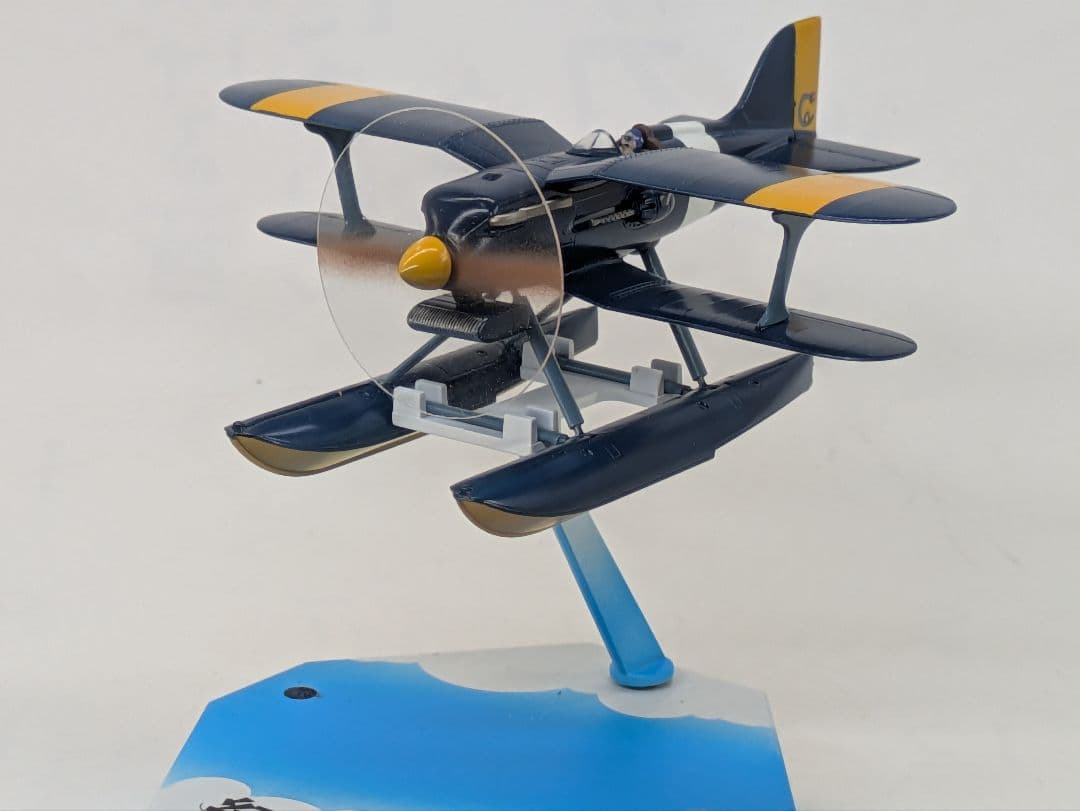 『やっこー』紅の豚　1/72 カーチスR−3C-0. プラモデル完成品