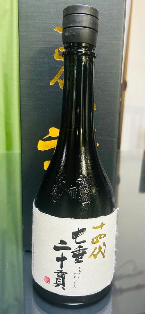 日本酒 十四代 七重二重貫　純米大吟醸 七垂二十貫　720ml 化粧箱　新品未開