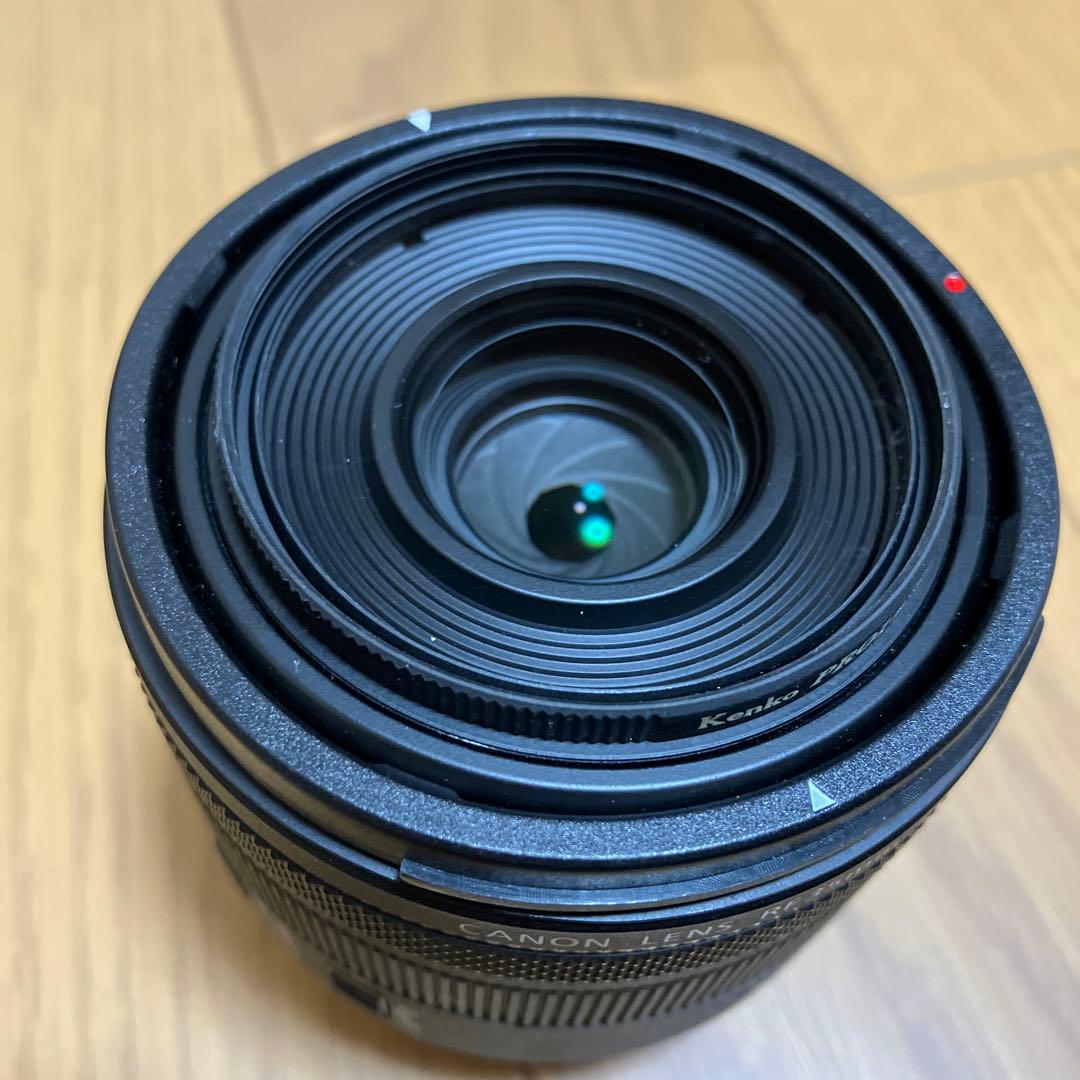 RF35 MACRO IS STM レンズフード、保護レンズ付き