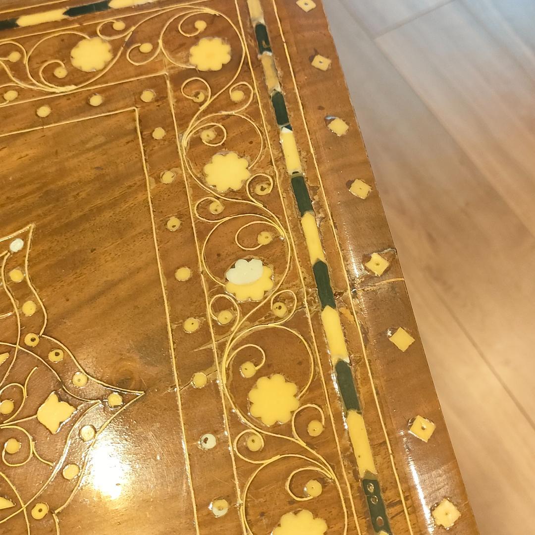 アンティーク　花台　象嵌　サイドテーブル　猫脚　棚付き