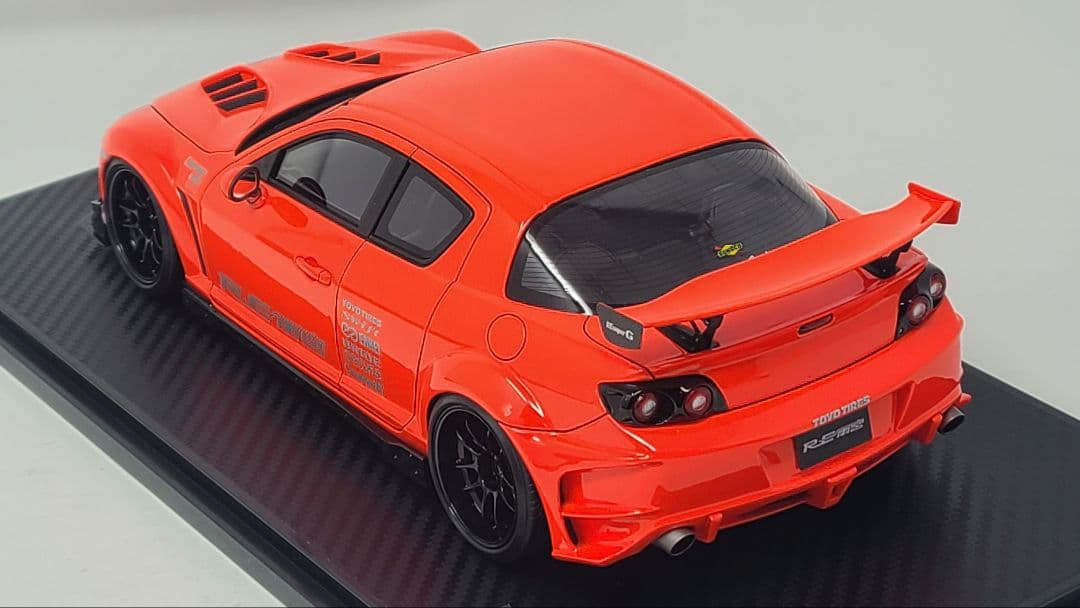 ミニカー 1/18 Mazda RX-8 (SE3P) RE Amemiya IG3176