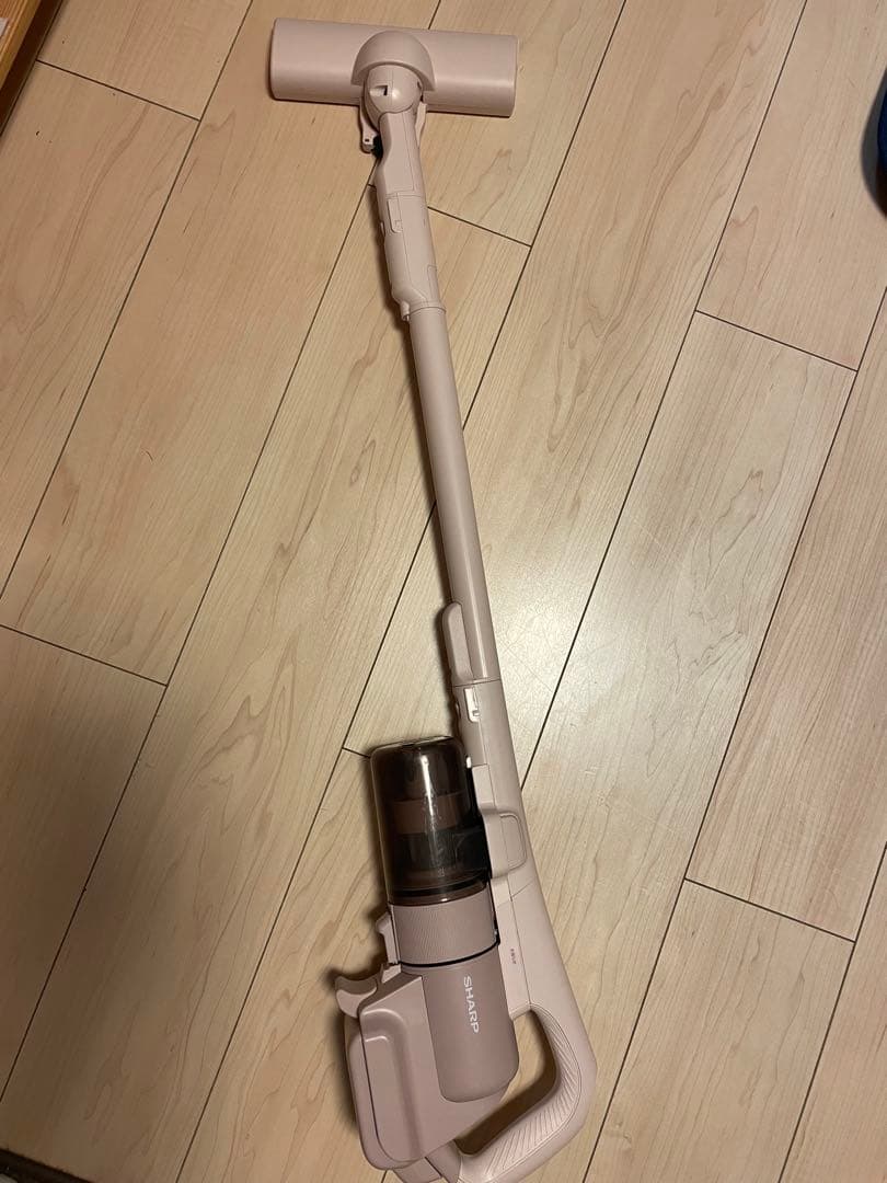 シャープ　充電式掃除機　EC-PT1 2024年製