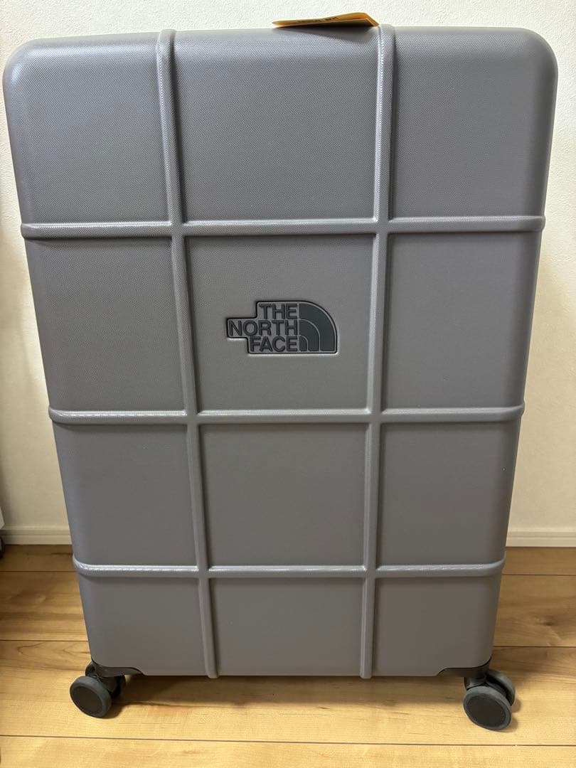 韓国限定 THE NORTH FACE スーツケース　ノースフェイス　28