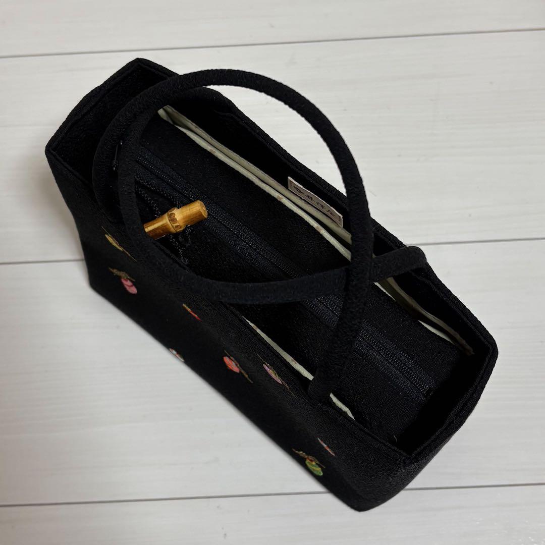 京都 井澤屋 バッグ「小鈴」黒 ちりめん 手提げバック 和装 鈴柄